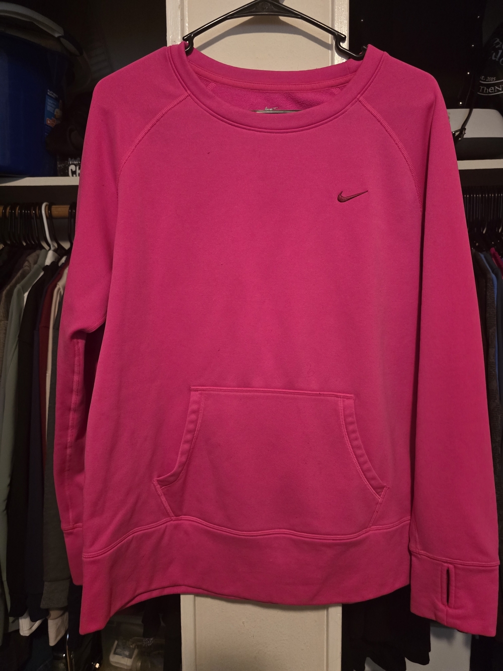 Nike Women's ThermaFit Hot Pink Pullover Sweatshirt With Pocket
